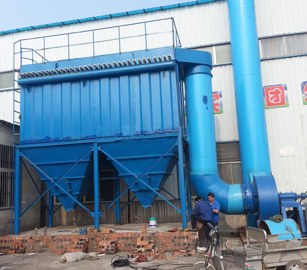 BMC型分室側(cè)噴反吹風扁袋除塵器 BMC型分室側(cè)噴反吹風扁袋除塵器